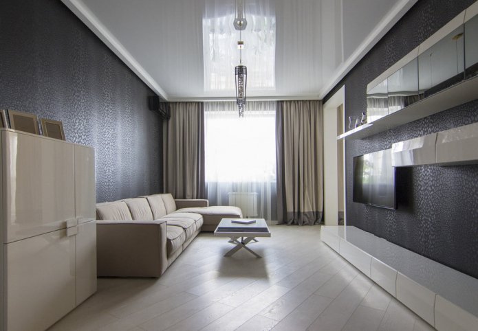 spanplafond in de woonkamer