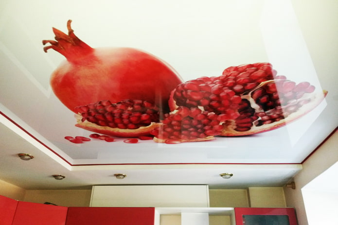 plafond met afbeelding van Afbeelding van een granaatappel in de keuken