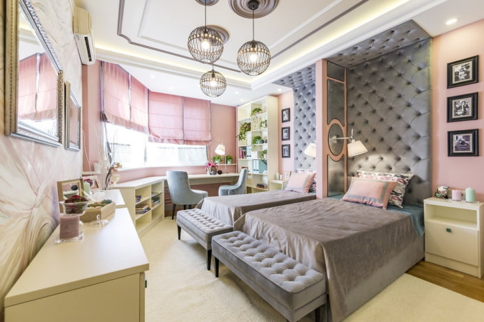 kinderkamerinterieur in neoklassieke stijl