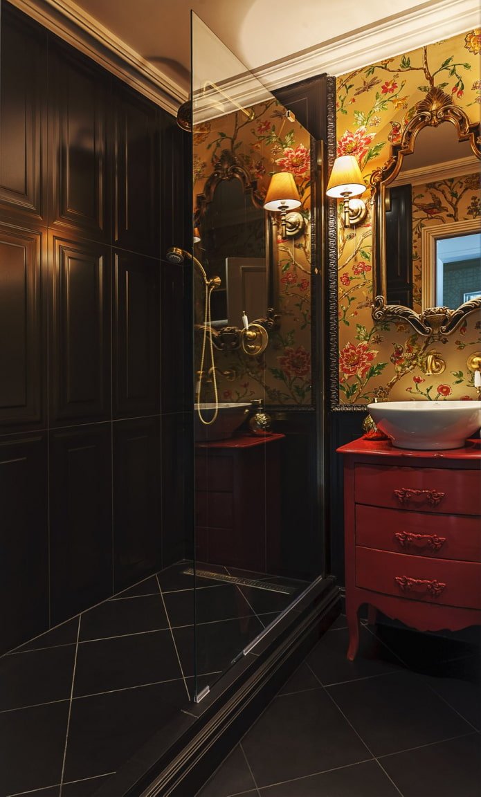 badkamer in neoklassieke stijl