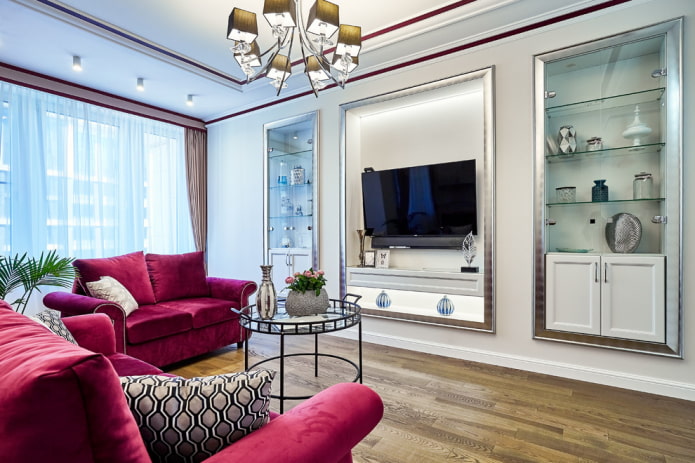 TV in een nis in het interieur van de woonkamer