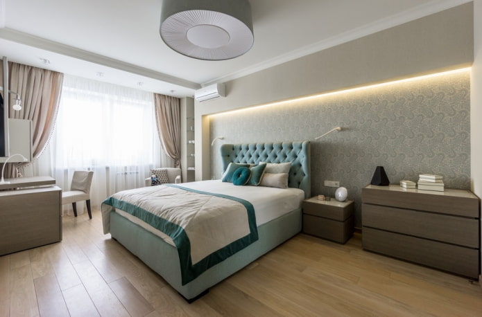 nis in de hele muur in het interieur