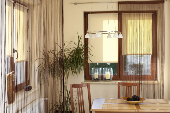 mousseline in het keukeninterieur