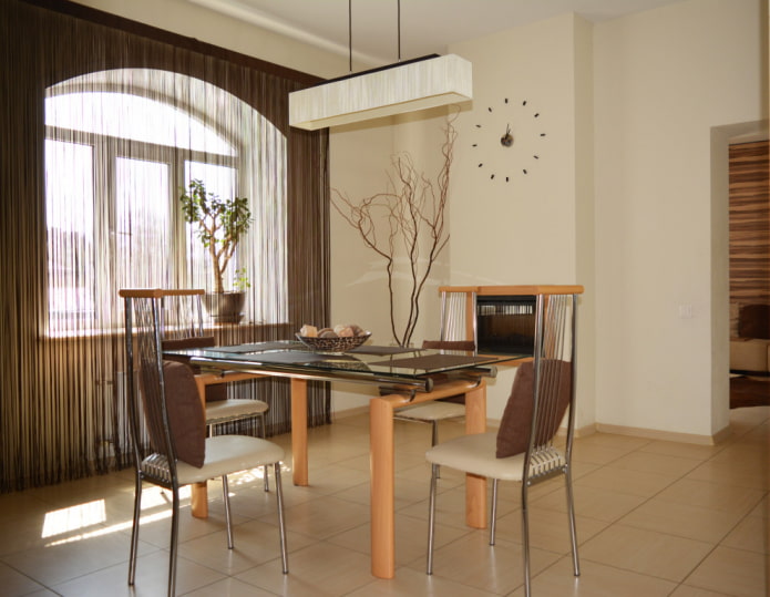 mousseline in het keukeninterieur