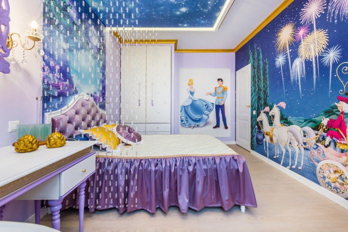 gordijnen met kralen in het interieur van een kinderkamer