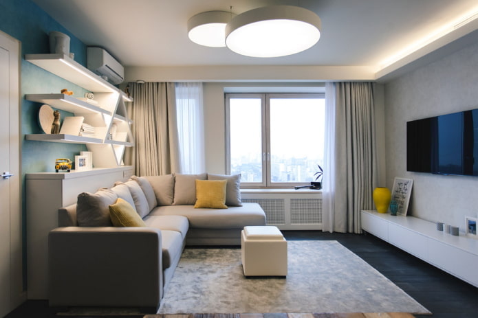 nachtgordijnen voor twee ramen in de woonkamer