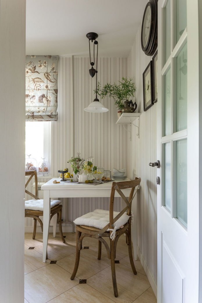 verlichting boven de tafel