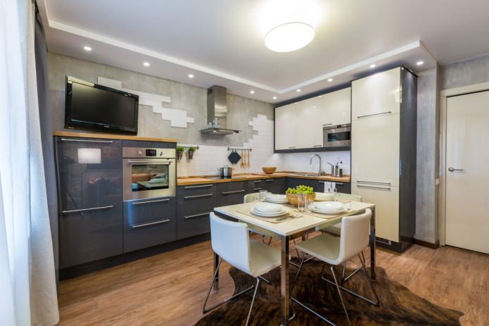 keukentafel in het keukeninterieur