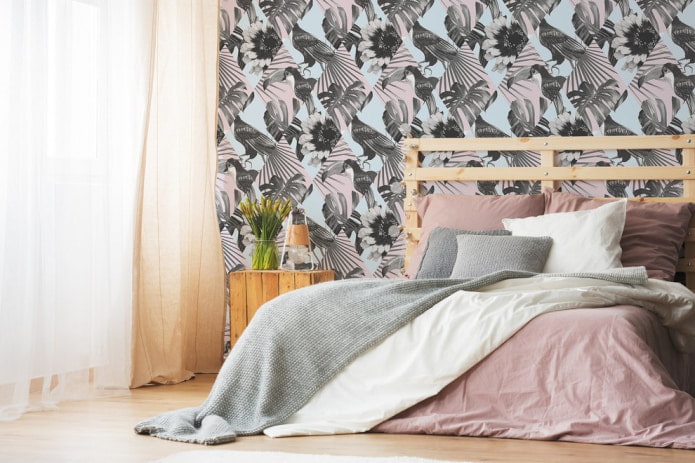 behang met ornament in de slaapkamer