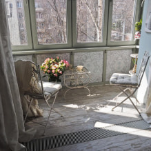 Achtergrond op het balkon-3