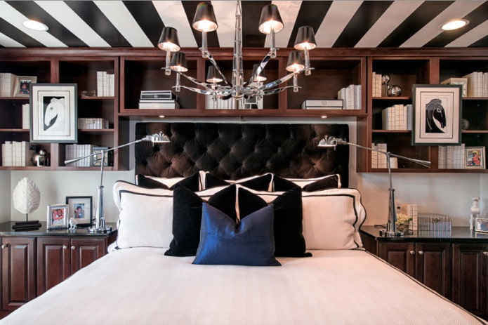 combinatie van twee kleuren op het plafond