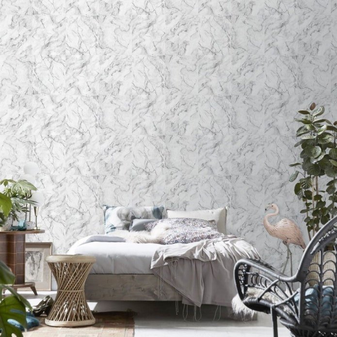 stenen behang in het slaapkamerinterieur