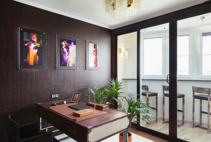 bruin leren behang in het kantoorinterieur