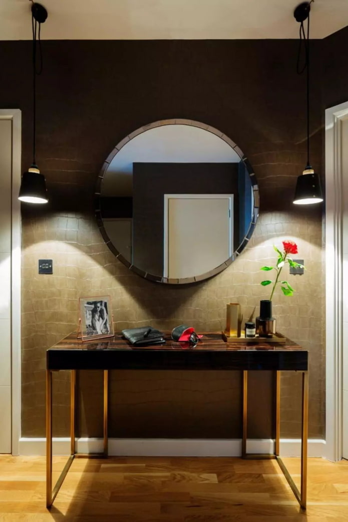 bruin leren behang in het interieur 