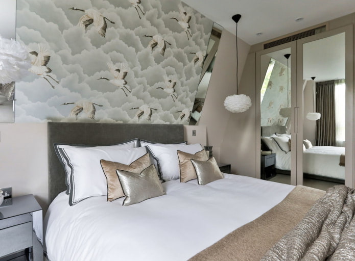 Combinatie van behang met vogels en effen behang