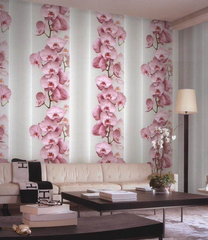 behang met orchidee?n in het interieur