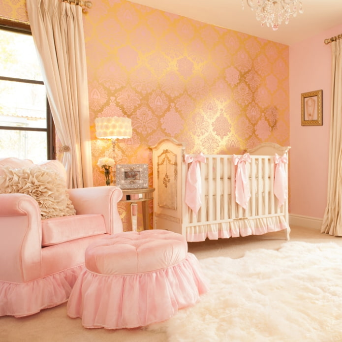 monogram in het interieur van een kinderkamer