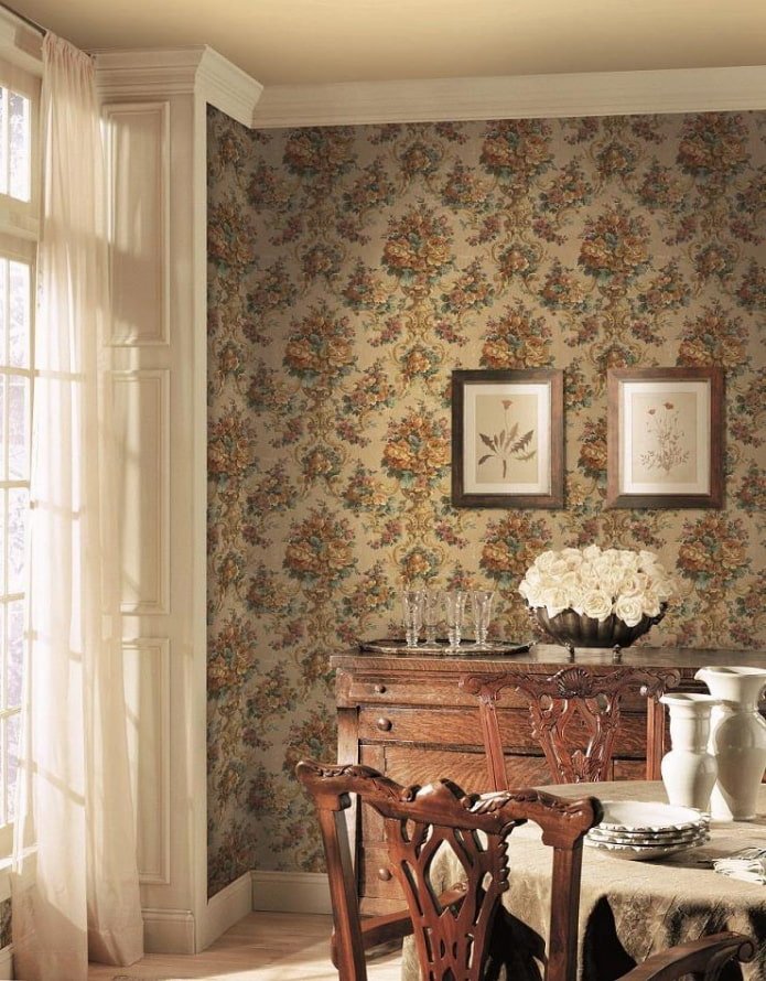 Textielbehang met bloemen