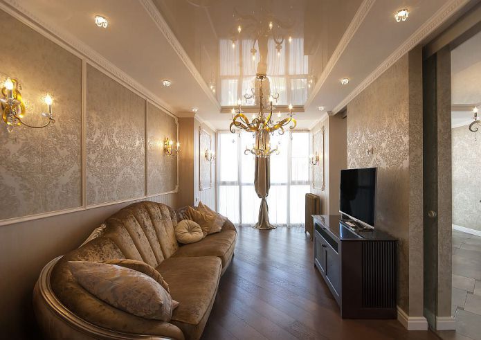 wit en beige plafond met lijstwerk
