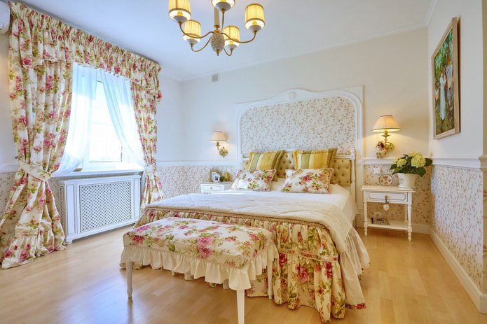 slaapkamerinterieur in Proven?aalse stijl