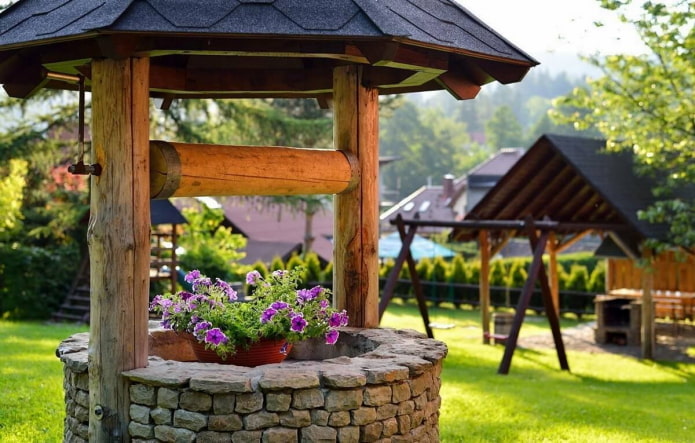 putdecoratie met bloemen