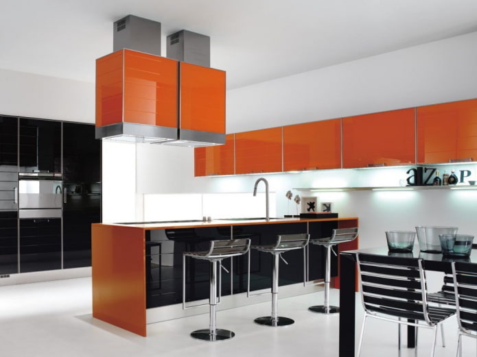 keukeninterieurontwerp in oranje tinten