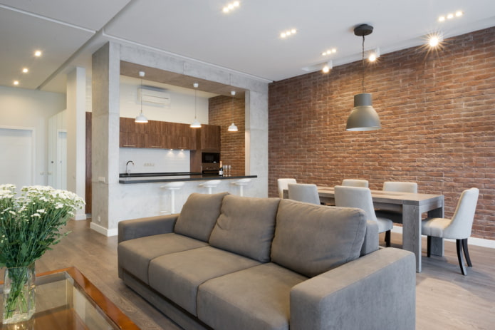 zoneverlichting in het interieur van de keuken-woonkamer