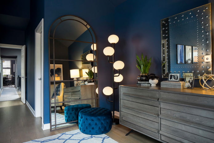 hulpverlichting in het interieur van de gang