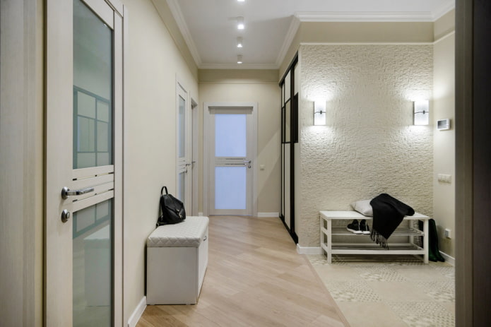 verlichting in het interieur van een L-vormige gang