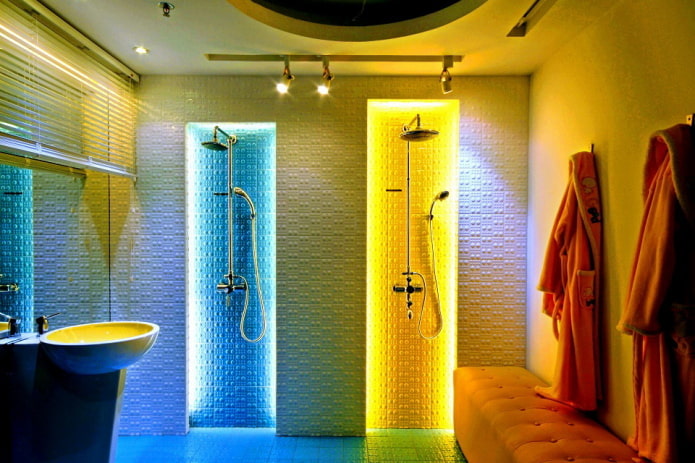 verlichtingsontwerp in het badkamerinterieur