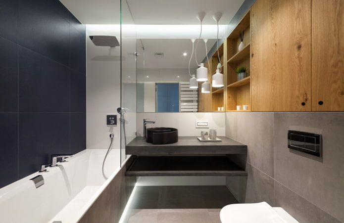 verlichting in het interieur van een kleine badkamer