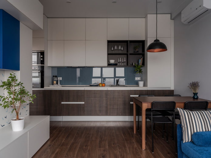 Tafel die de keuken scheidt