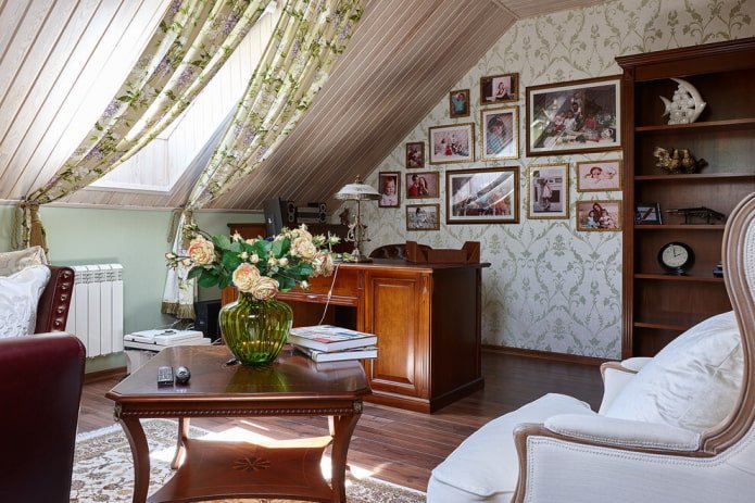 combinatie van behang en clapboard