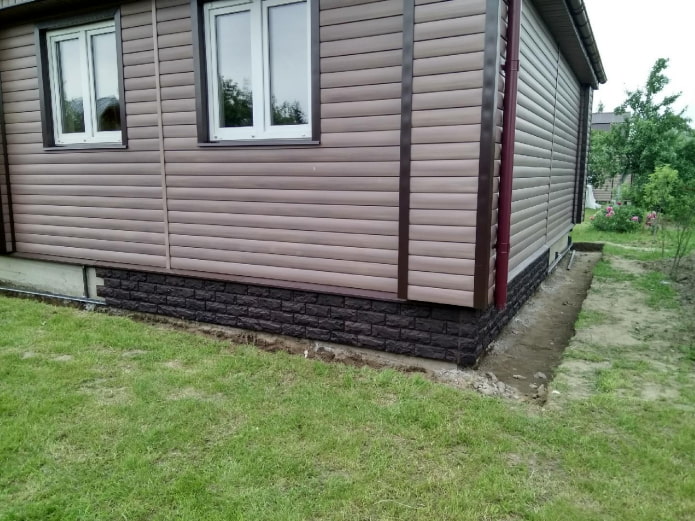 lage kelder van het huis