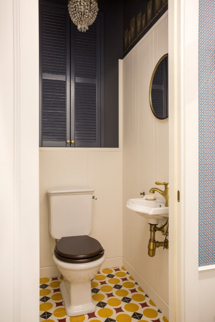 lichte vloer in het toilet
