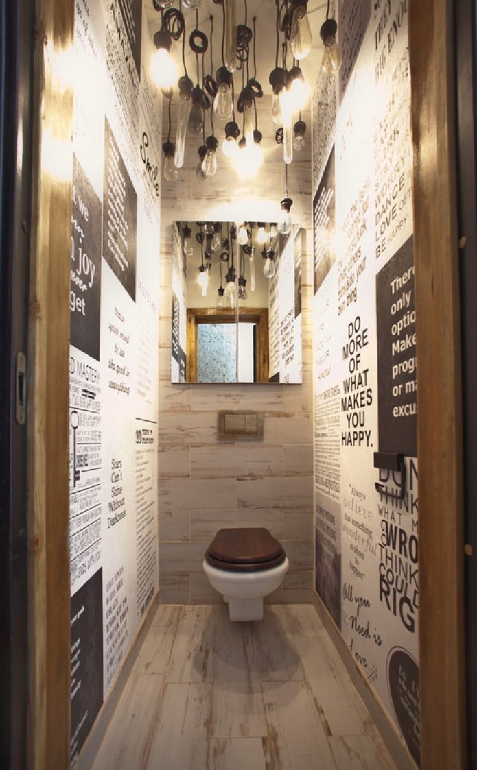 MDF-panelen achter het toilet