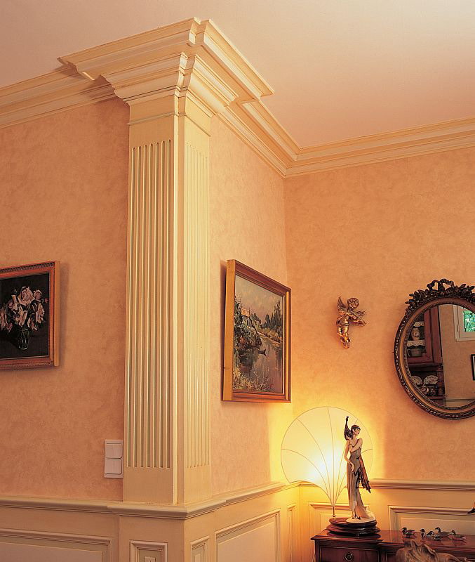 zuil in het interieur