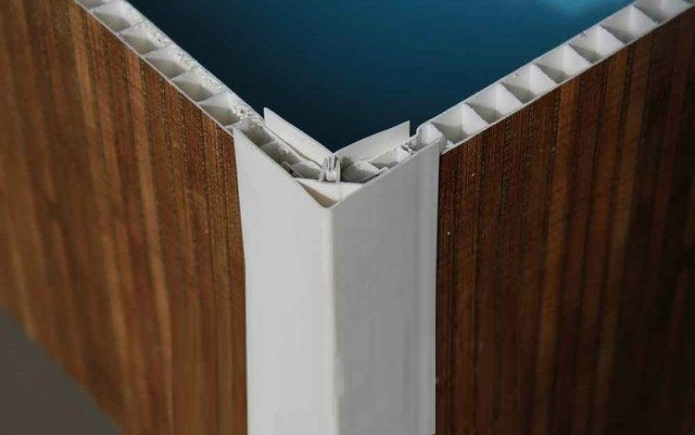 buitenhoek voor PVC-panelen