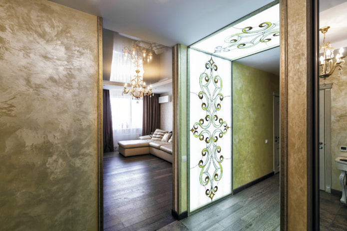 hoeken met metaallook in het interieur