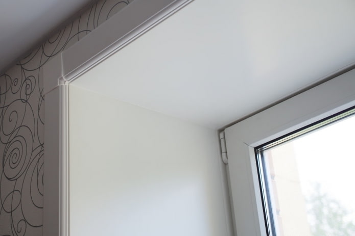 decoratie van vensterhelling