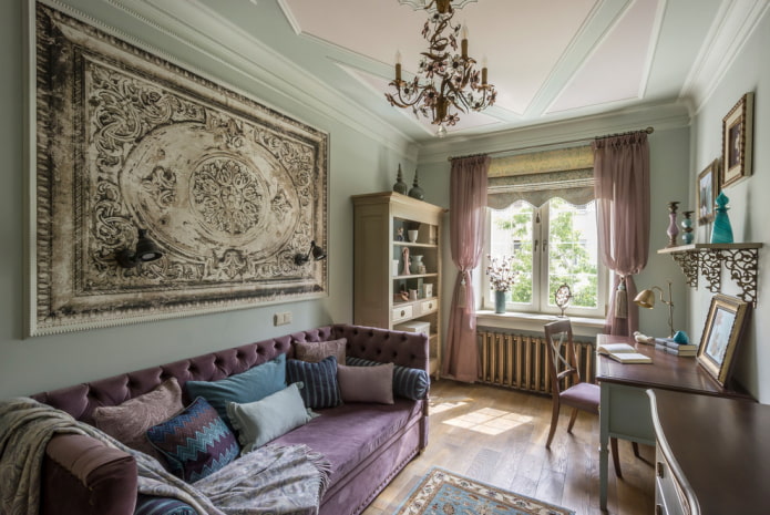 wandpaneel in het interieur in een klassieke stijl