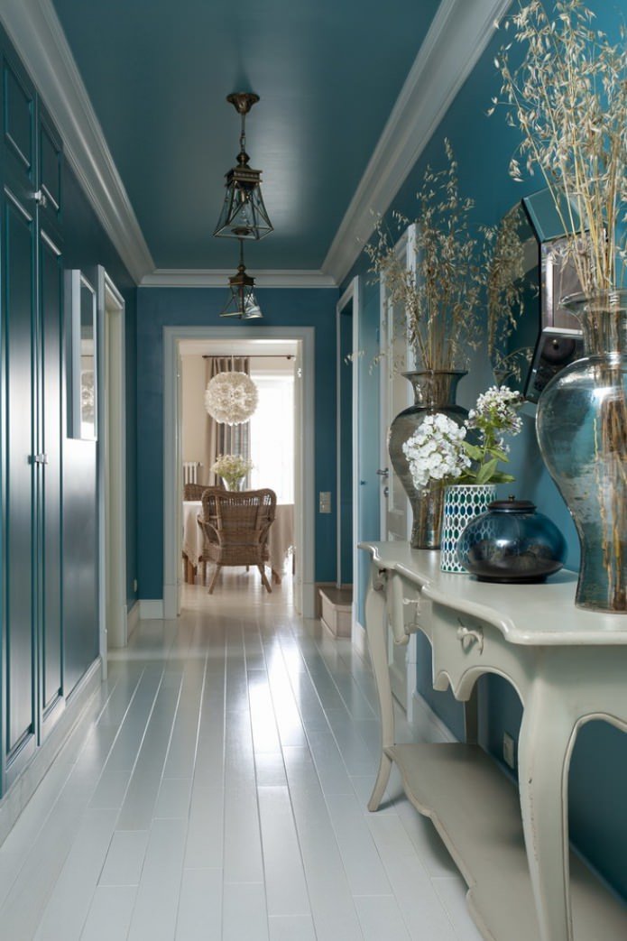 Wit parket in de gang