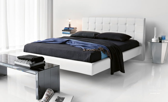 bed met een zacht hoofdeinde