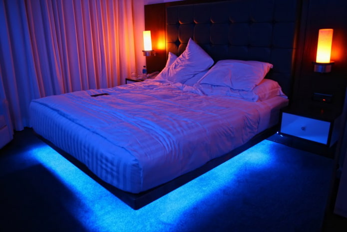 bed met verlichting