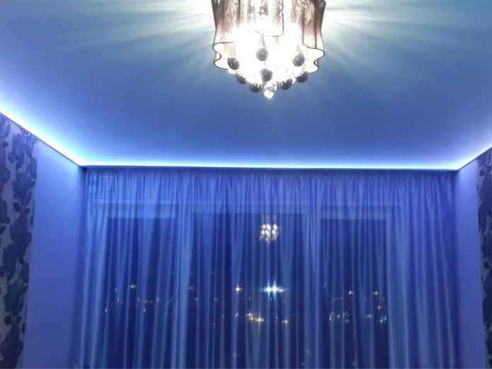 zwevende plafondstructuur met ??n niveau