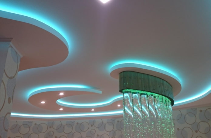 zwevende structuur met blauwe achtergrondverlichting