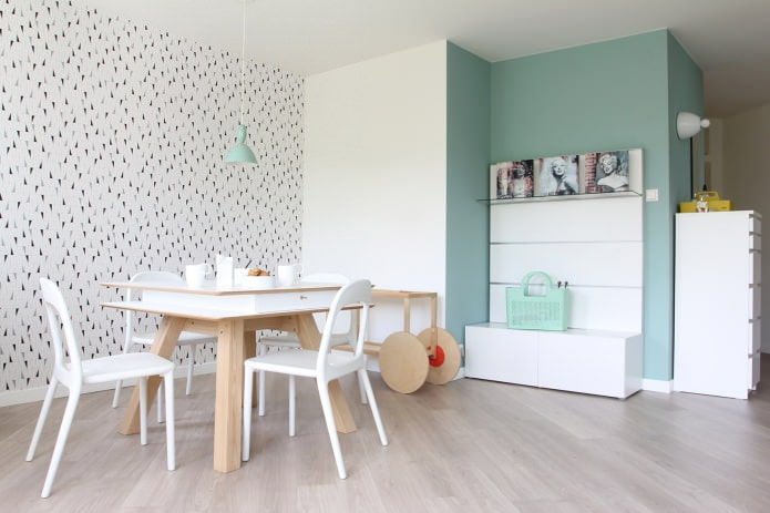 eetkamer in Scandinavische stijl in wit en mintkleuren