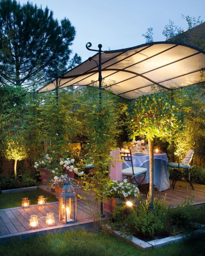 terras in de tuin