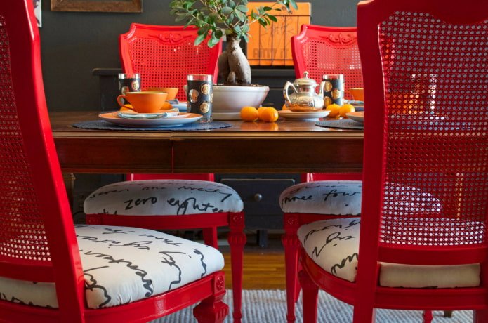 Vernieuwde stoelen