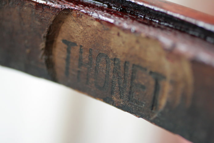 Thonet-logo